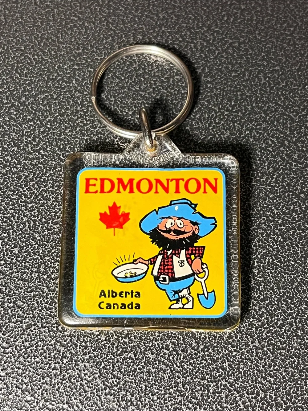 Edmonton Alberta Canada Souvenir Keychain - Travel, Souvenirs, Memorabilia
